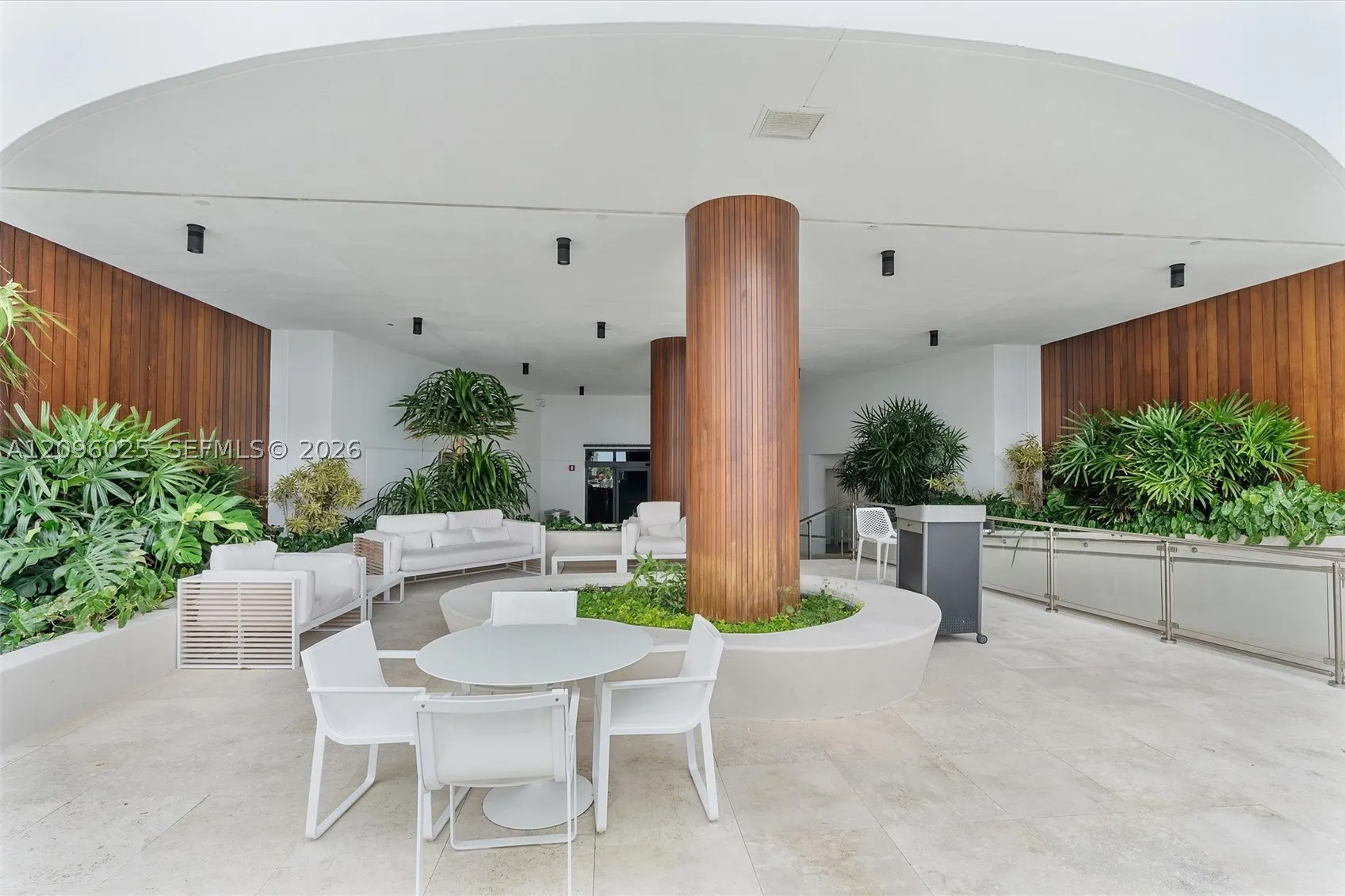 6365 Collins Ave #4307