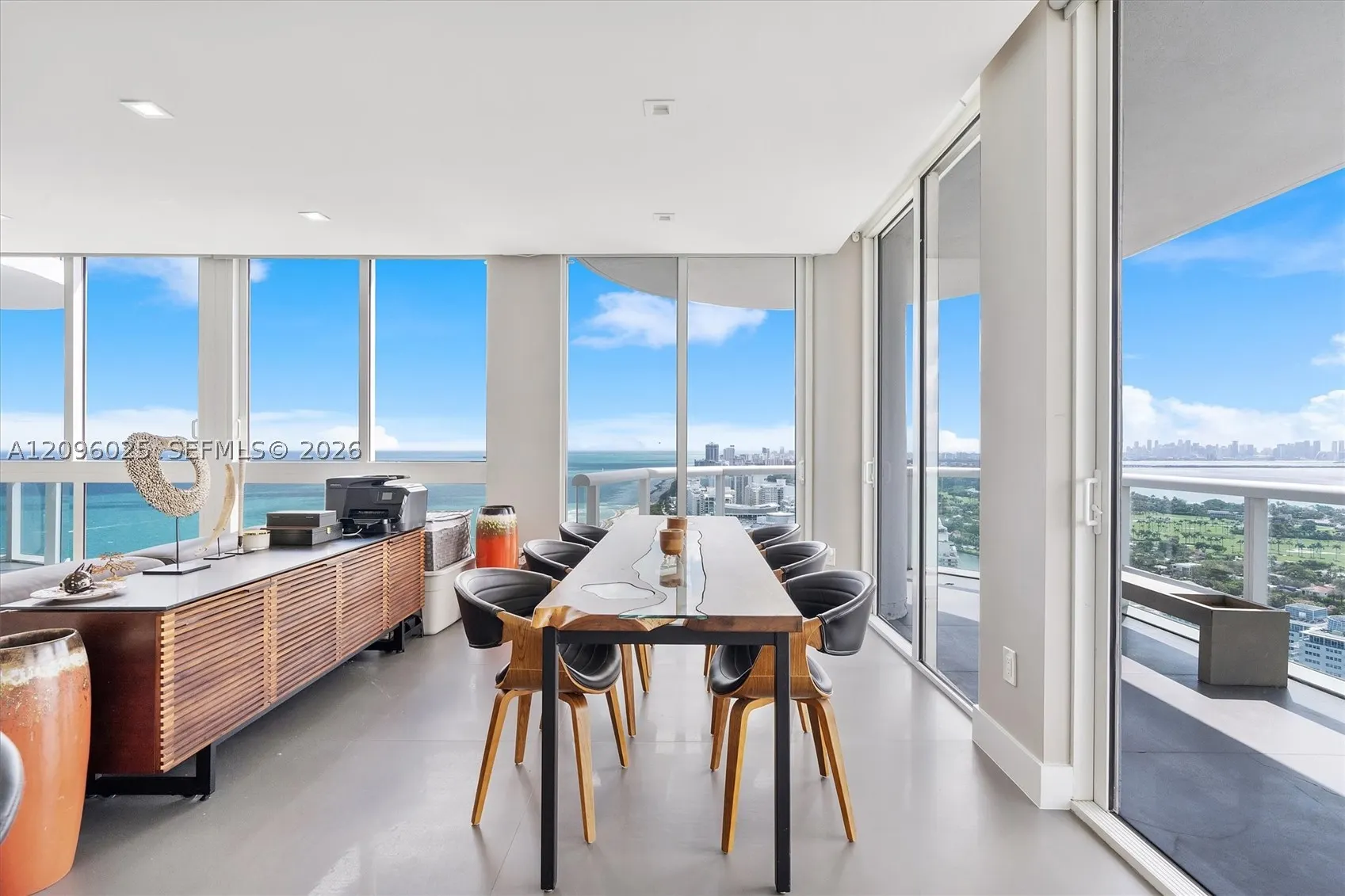 6365 Collins Ave #4307