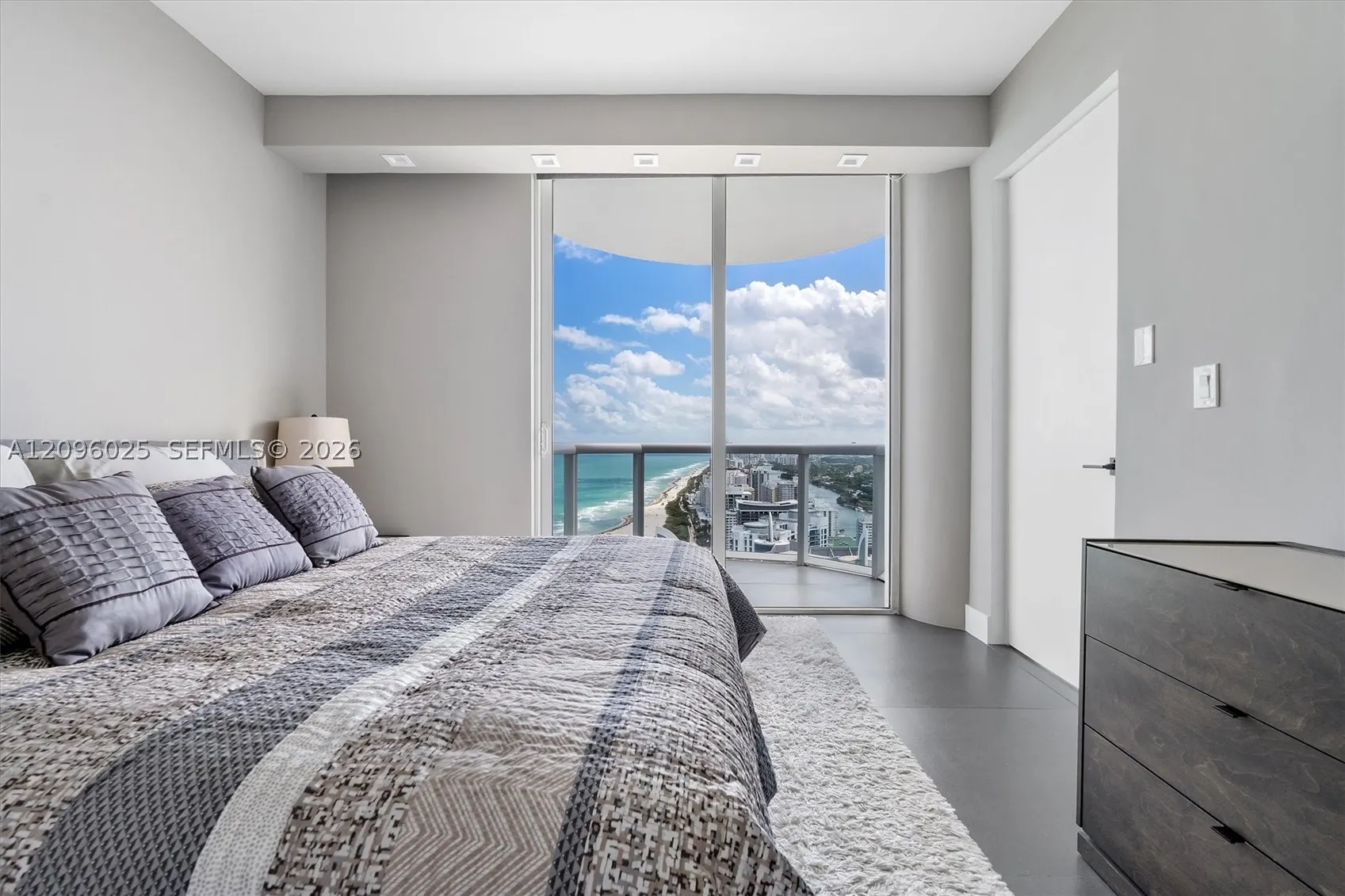 6365 Collins Ave #4307