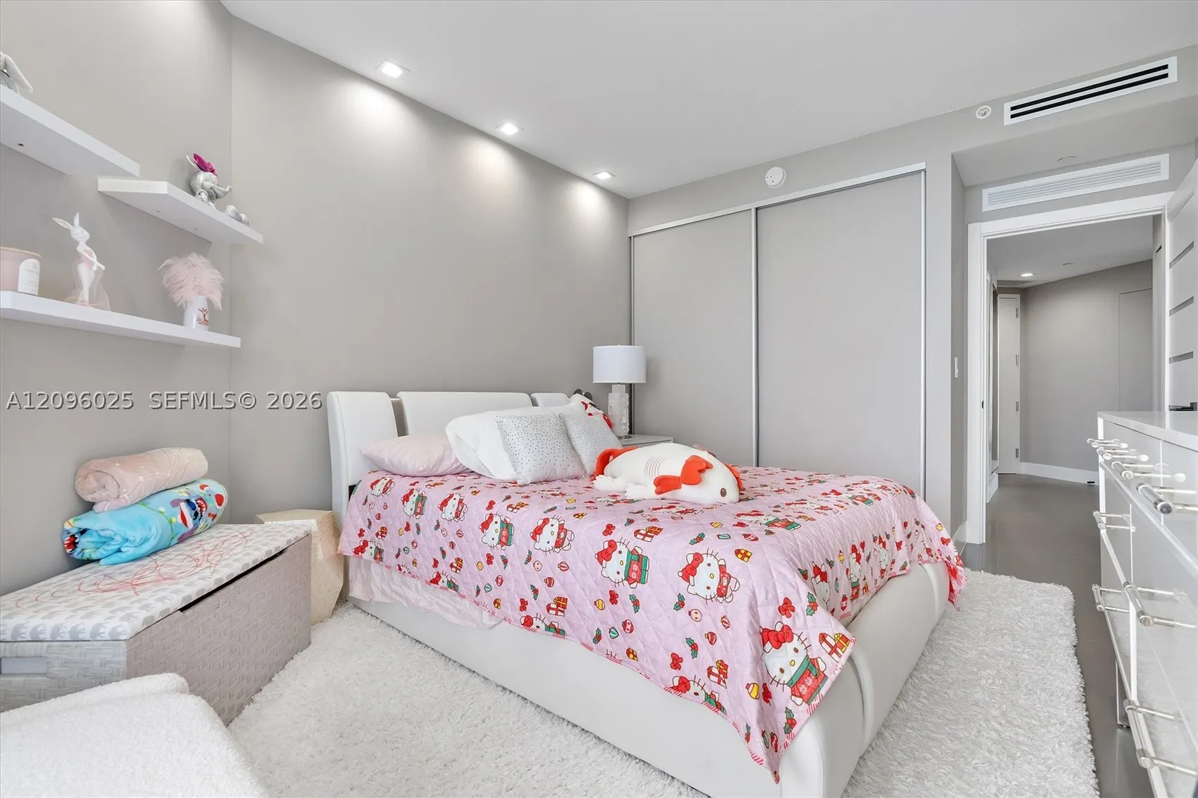 6365 Collins Ave #4307