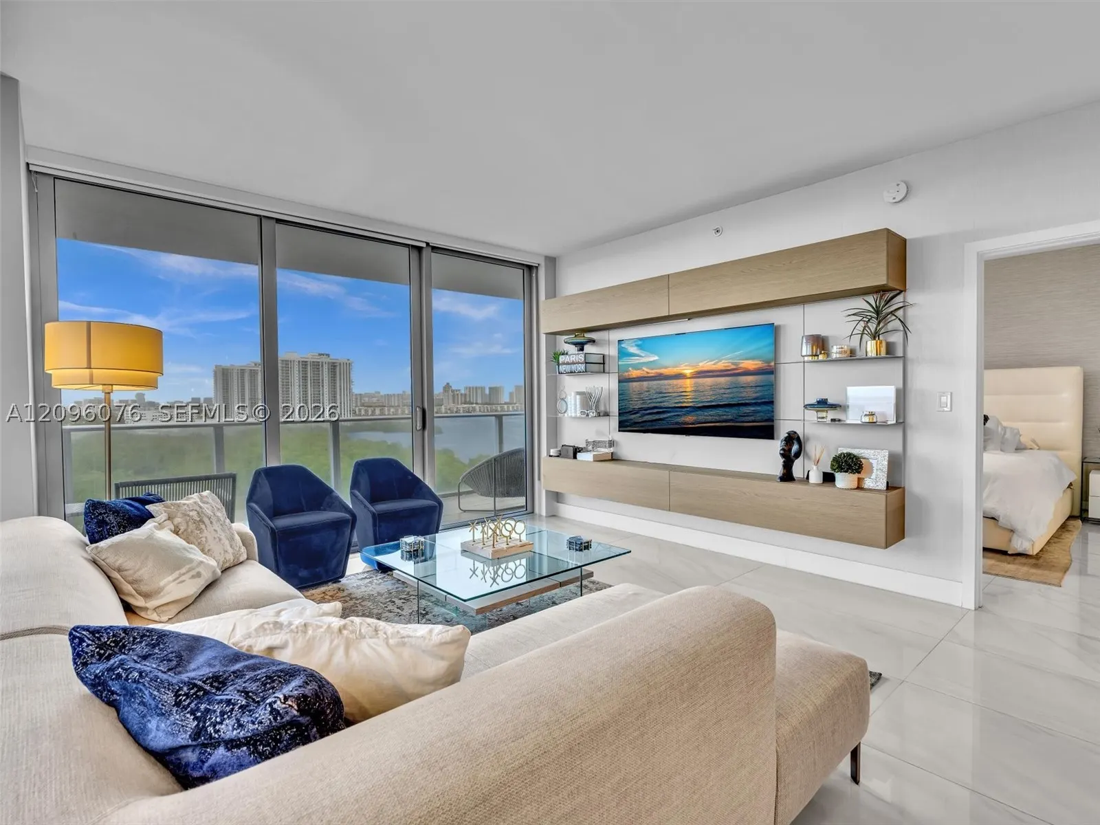 16385 Biscayne Blvd #1101