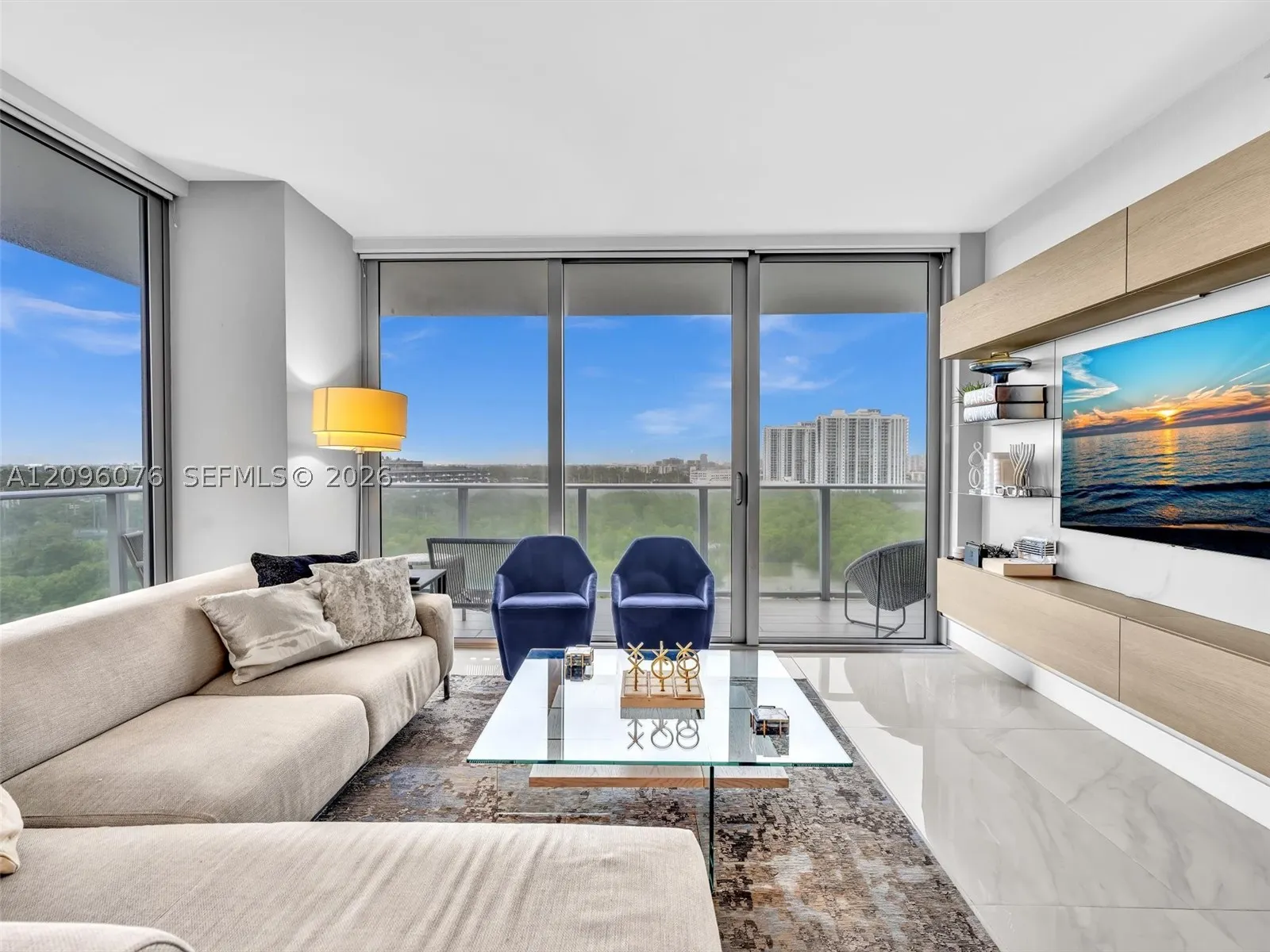 16385 Biscayne Blvd #1101