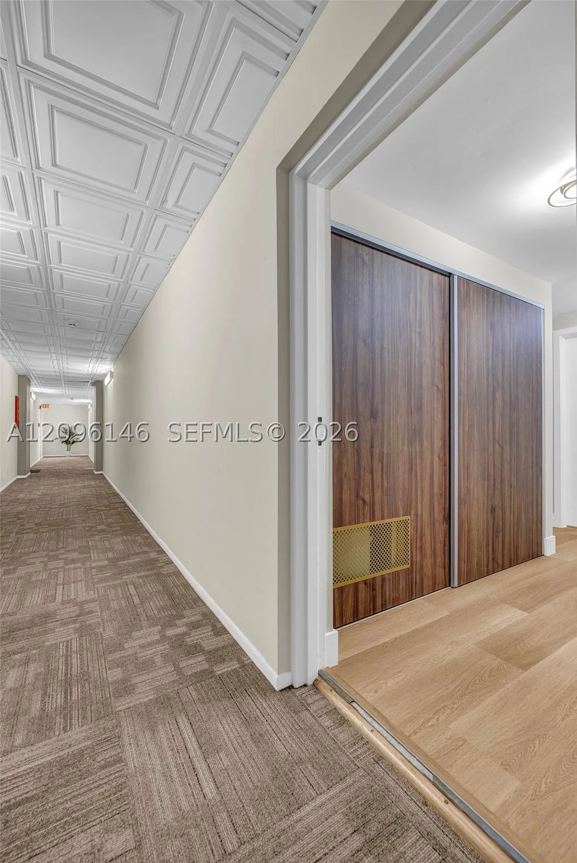 400 N Riverside Dr #203