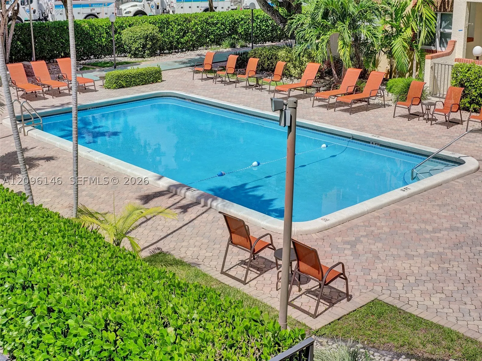 400 N Riverside Dr #203