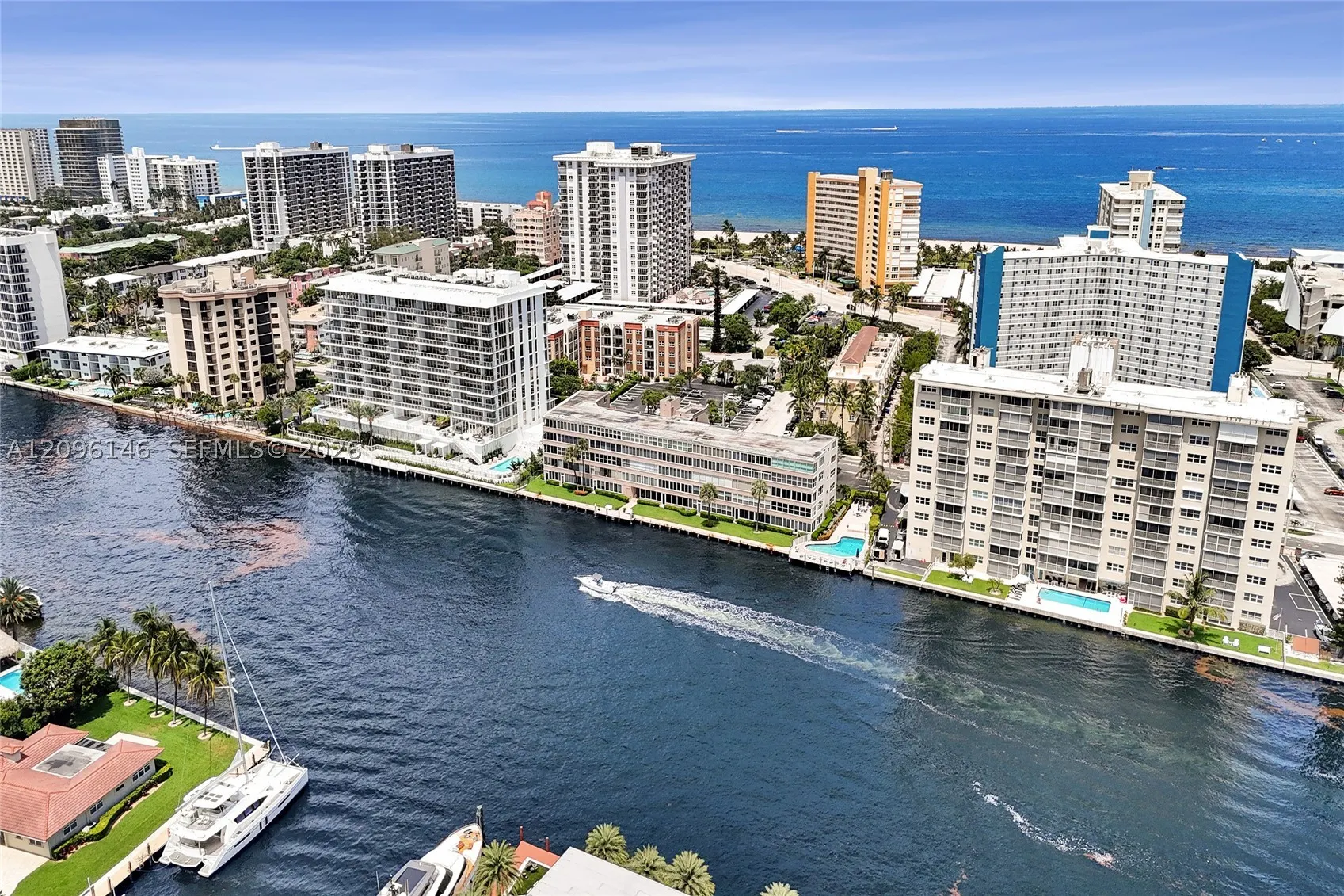 400 N Riverside Dr #203
