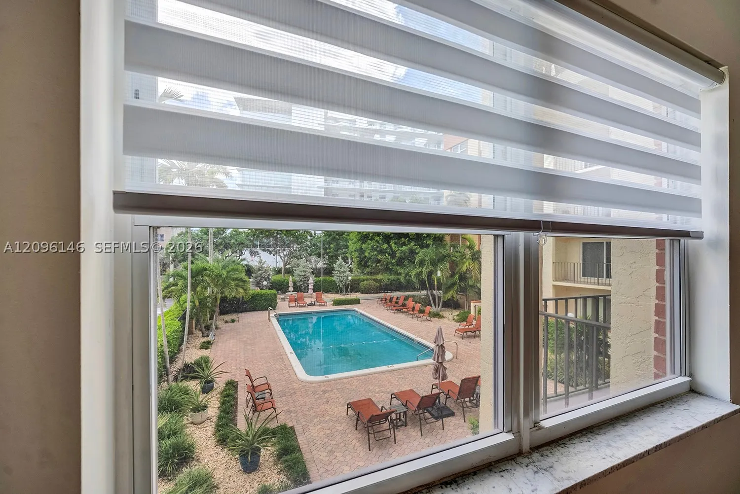 400 N Riverside Dr #203