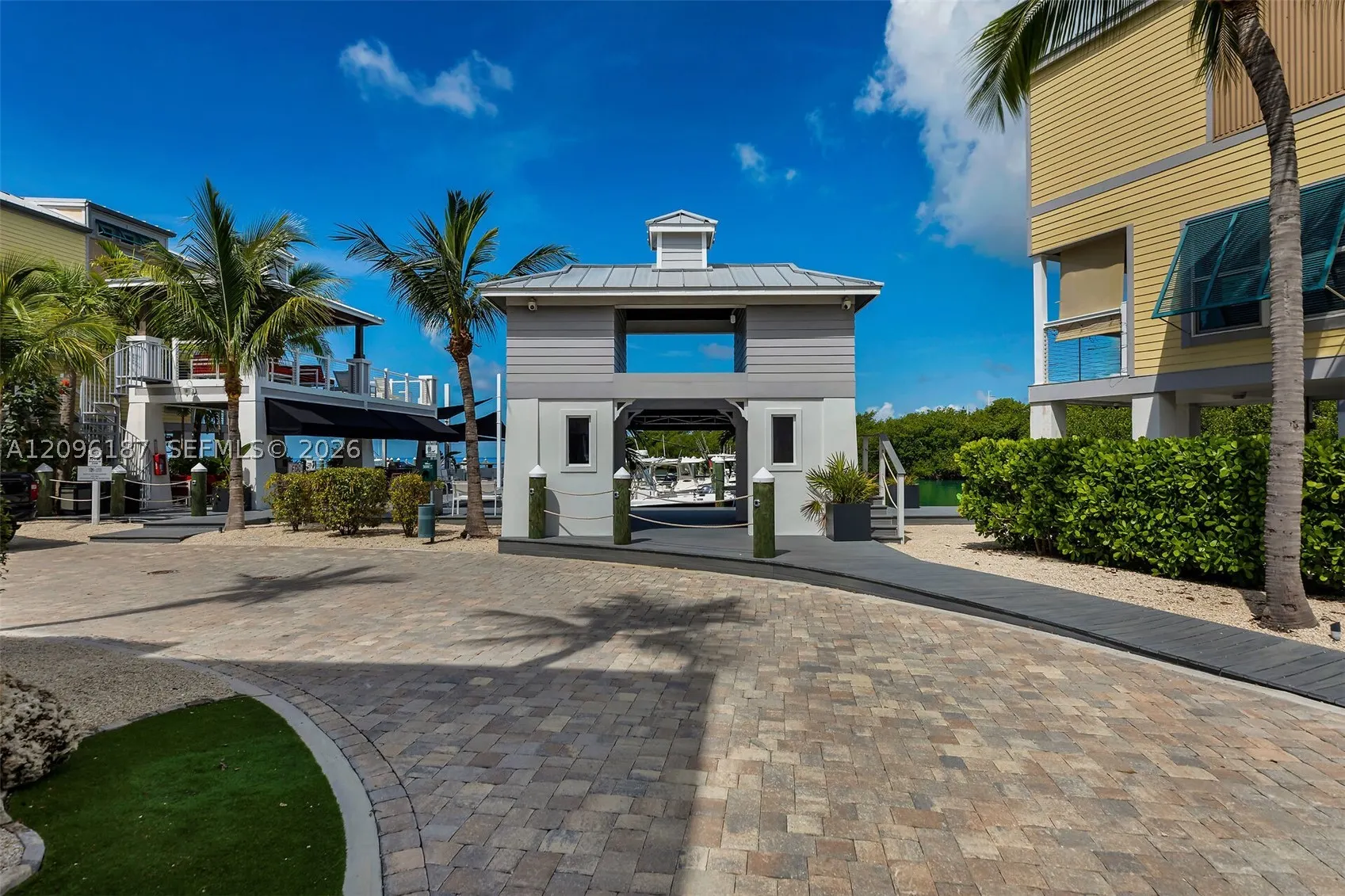 101 11 Street Ocean Unit 3