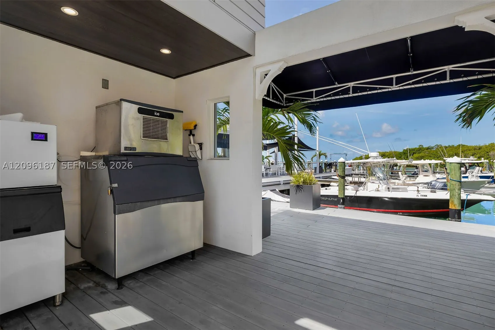 101 11 Street Ocean Unit 3