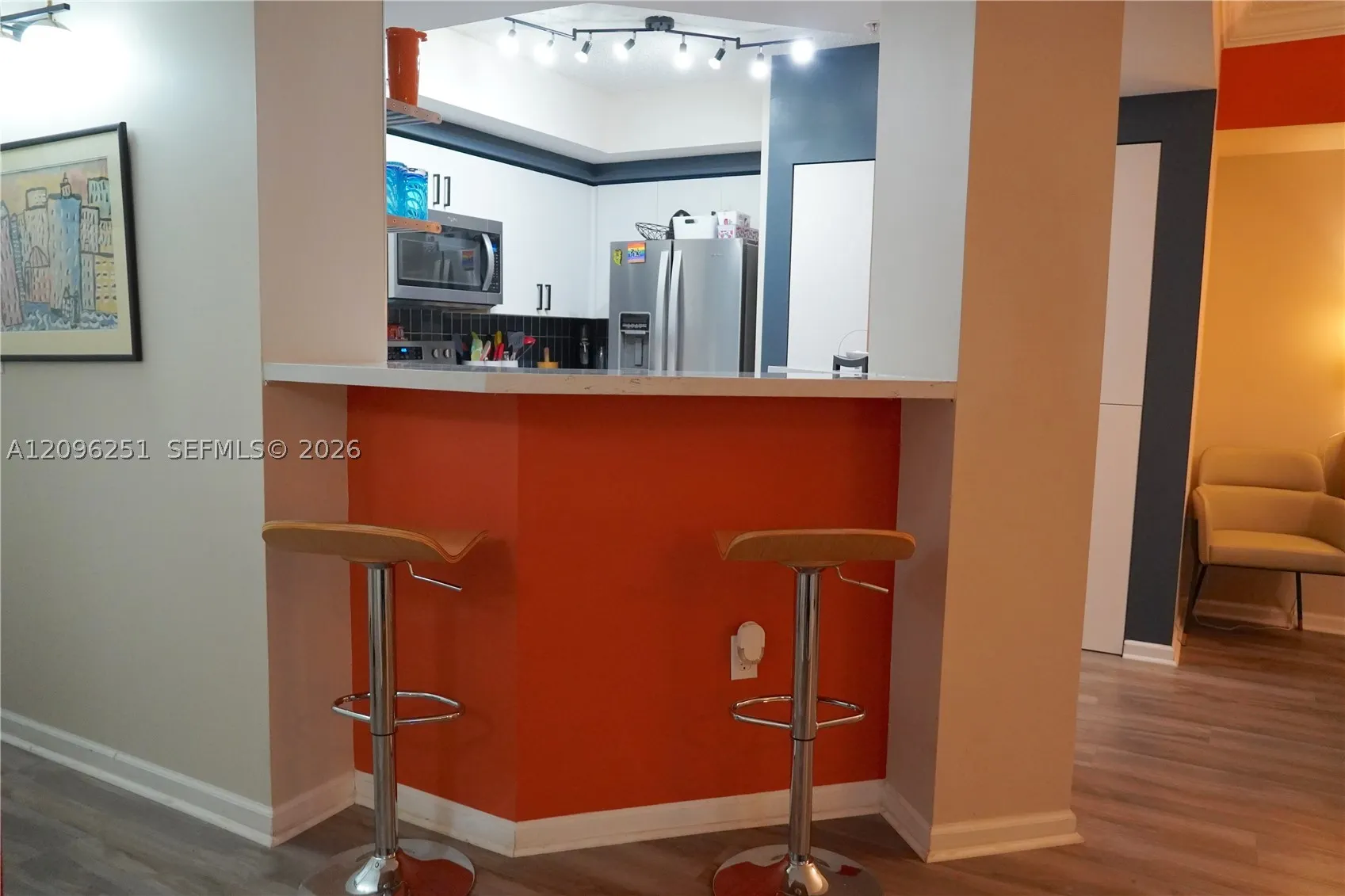 1919 Van Buren St #202A