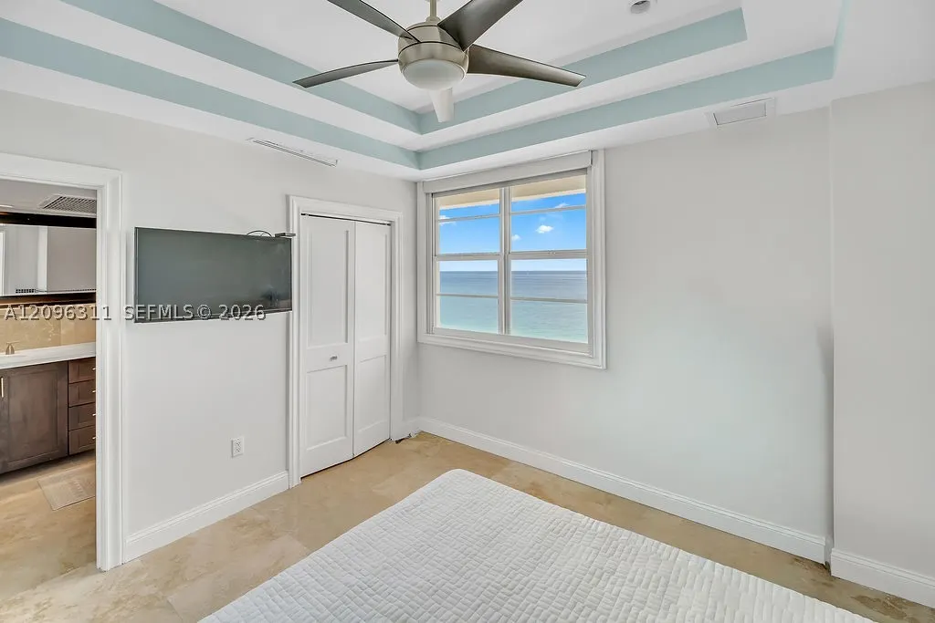 5701 Collins Ave #PH14