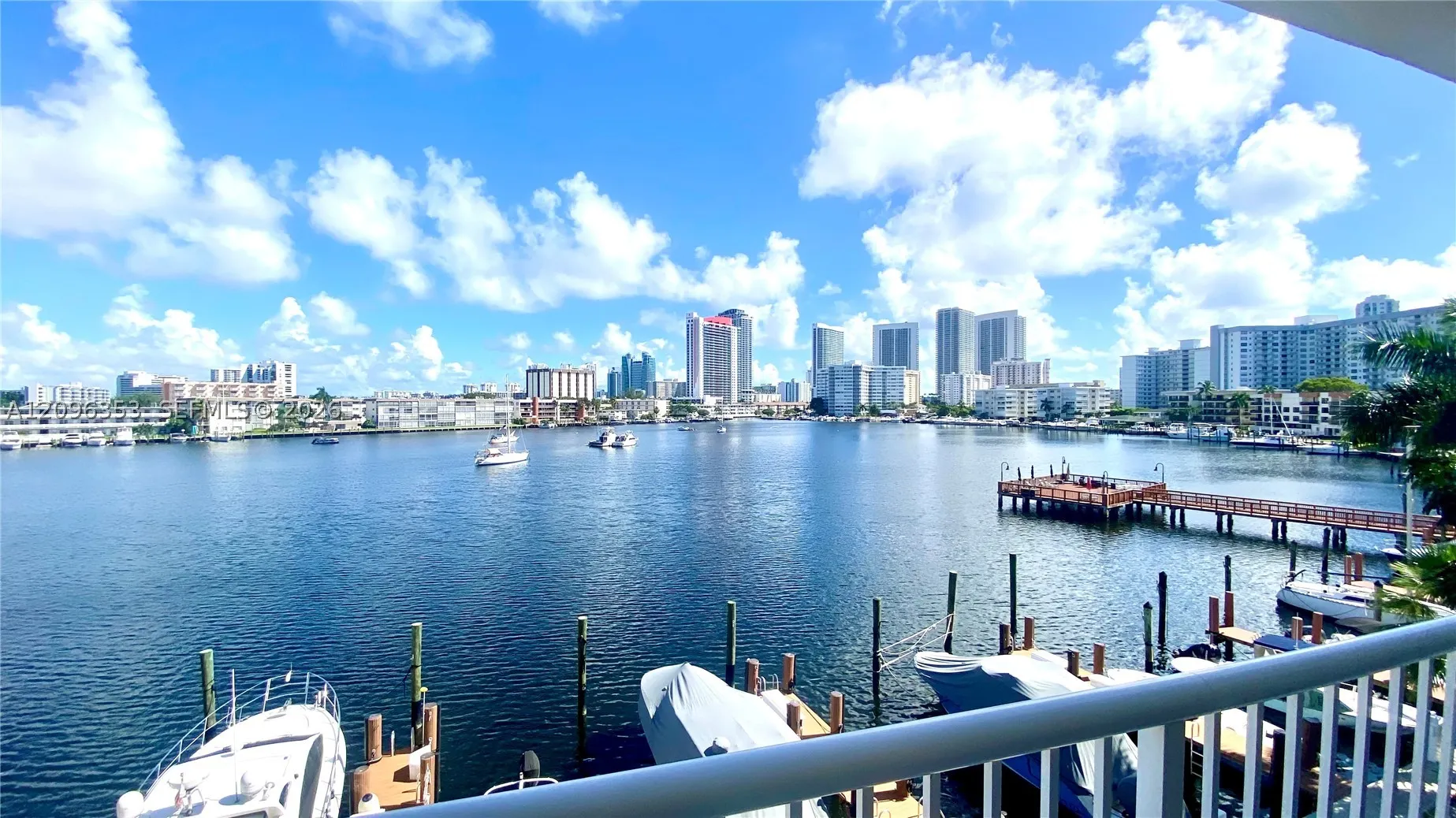 410 Golden Isles Dr #407