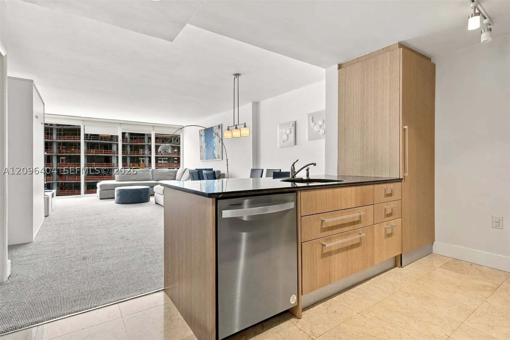 10275 Collins Ave #1412