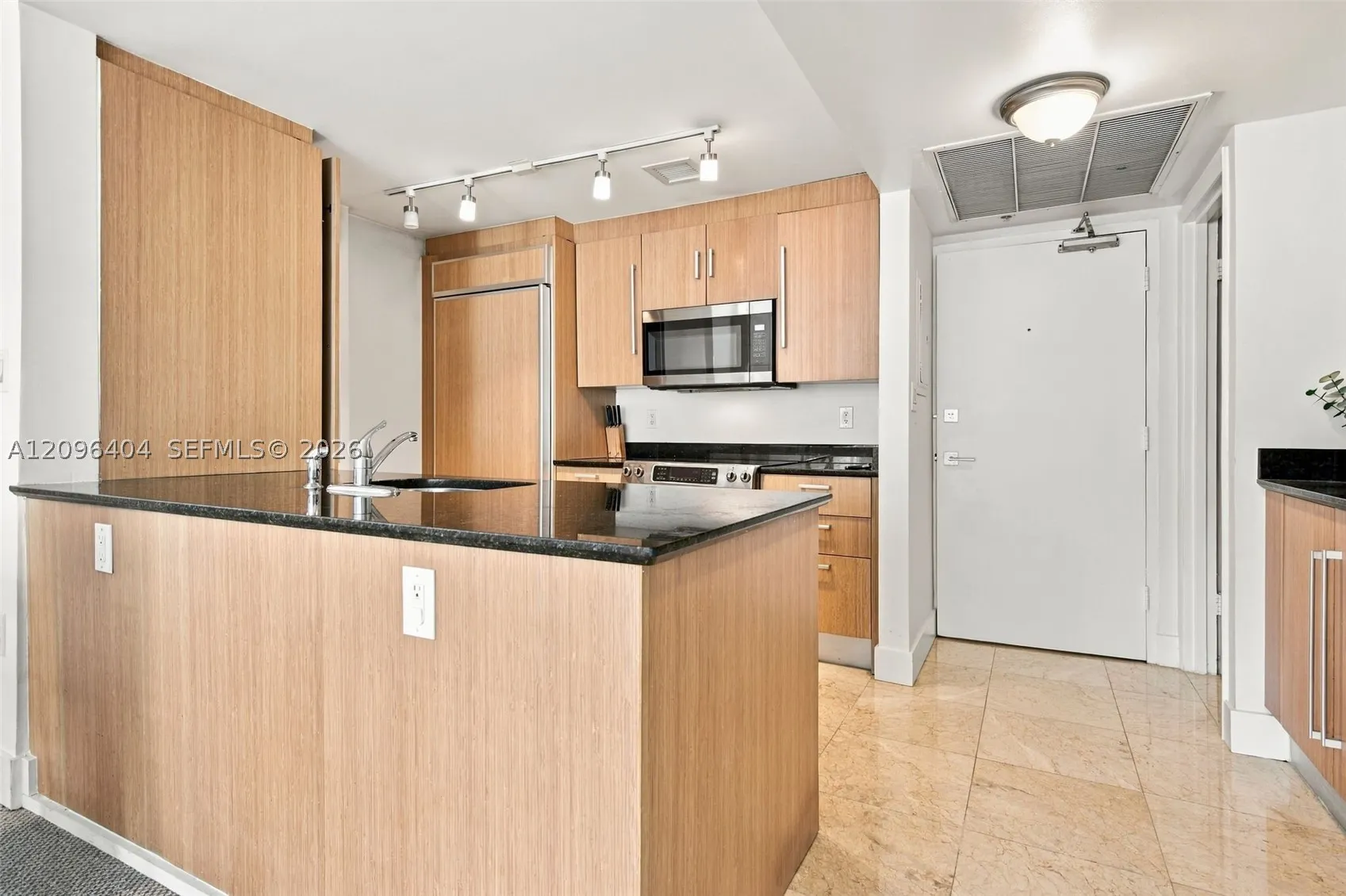 10275 Collins Ave #1412