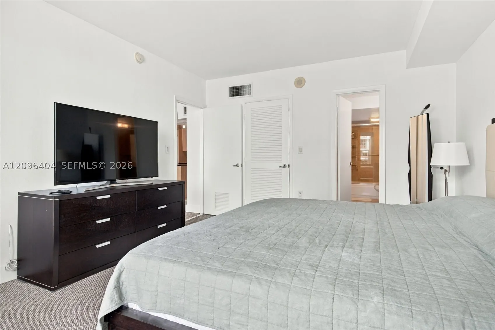 10275 Collins Ave #1412