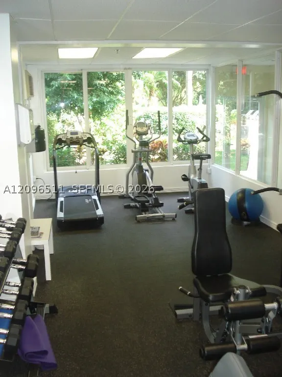 255 W 24th St #435