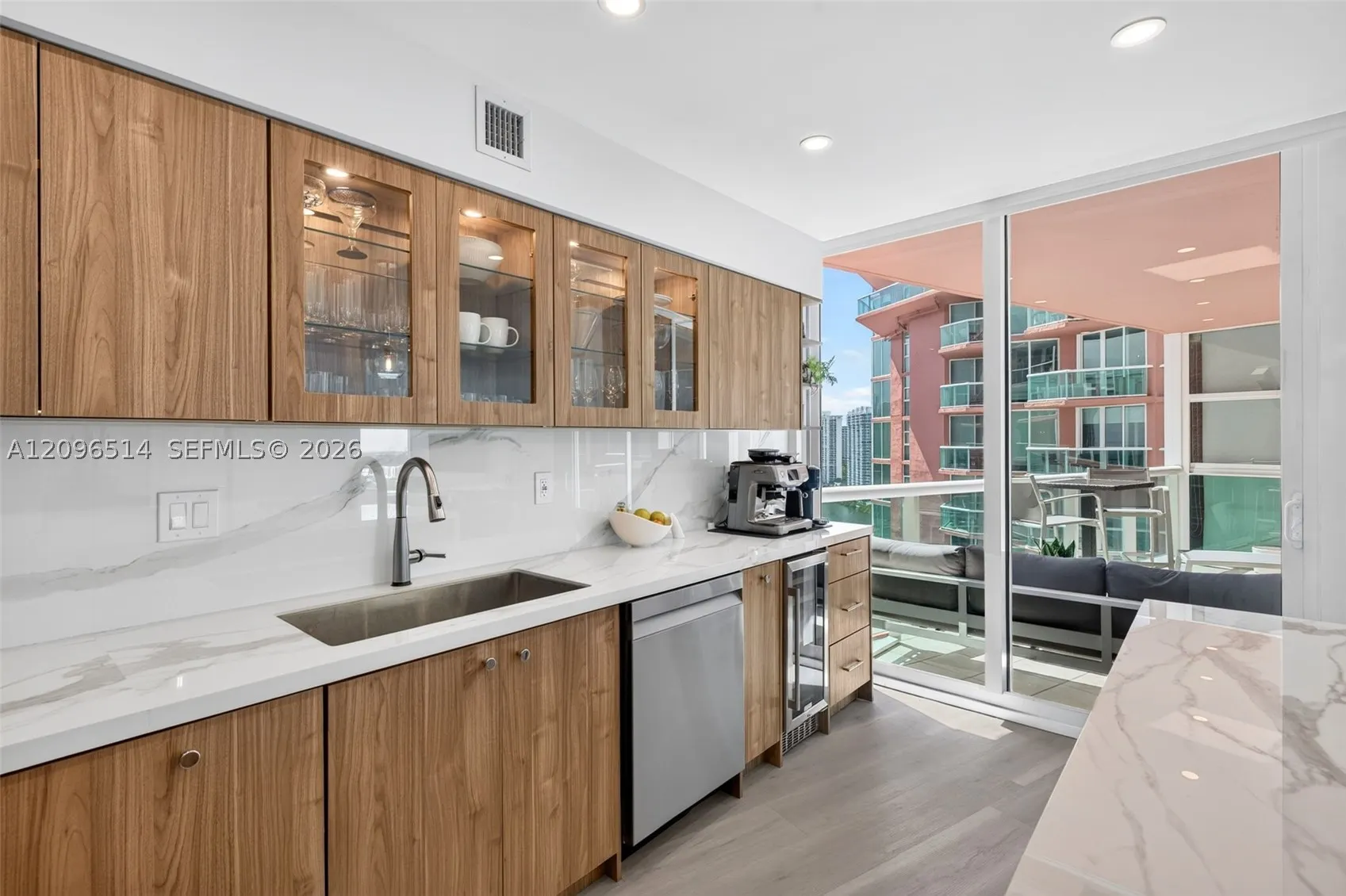 3370 Hidden Bay Dr #2410