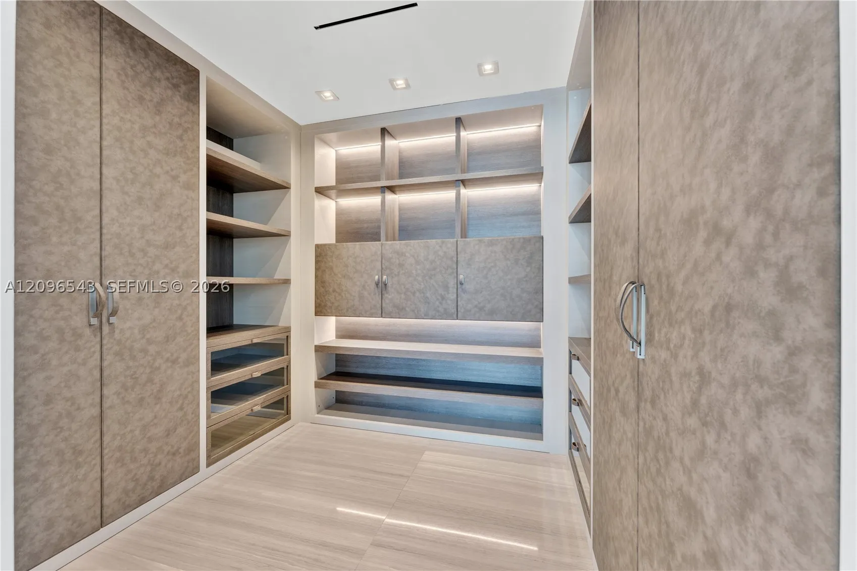 17141 Collins Ave #4202
