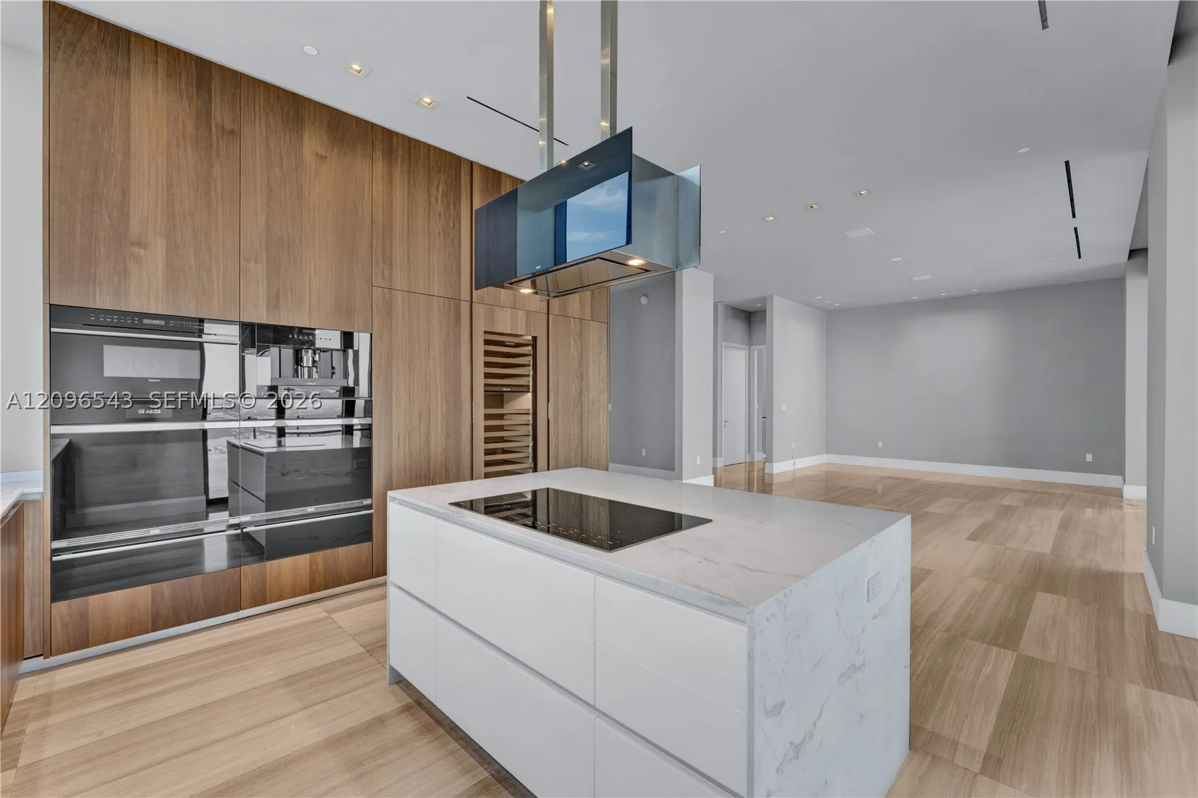17141 Collins Ave #4202
