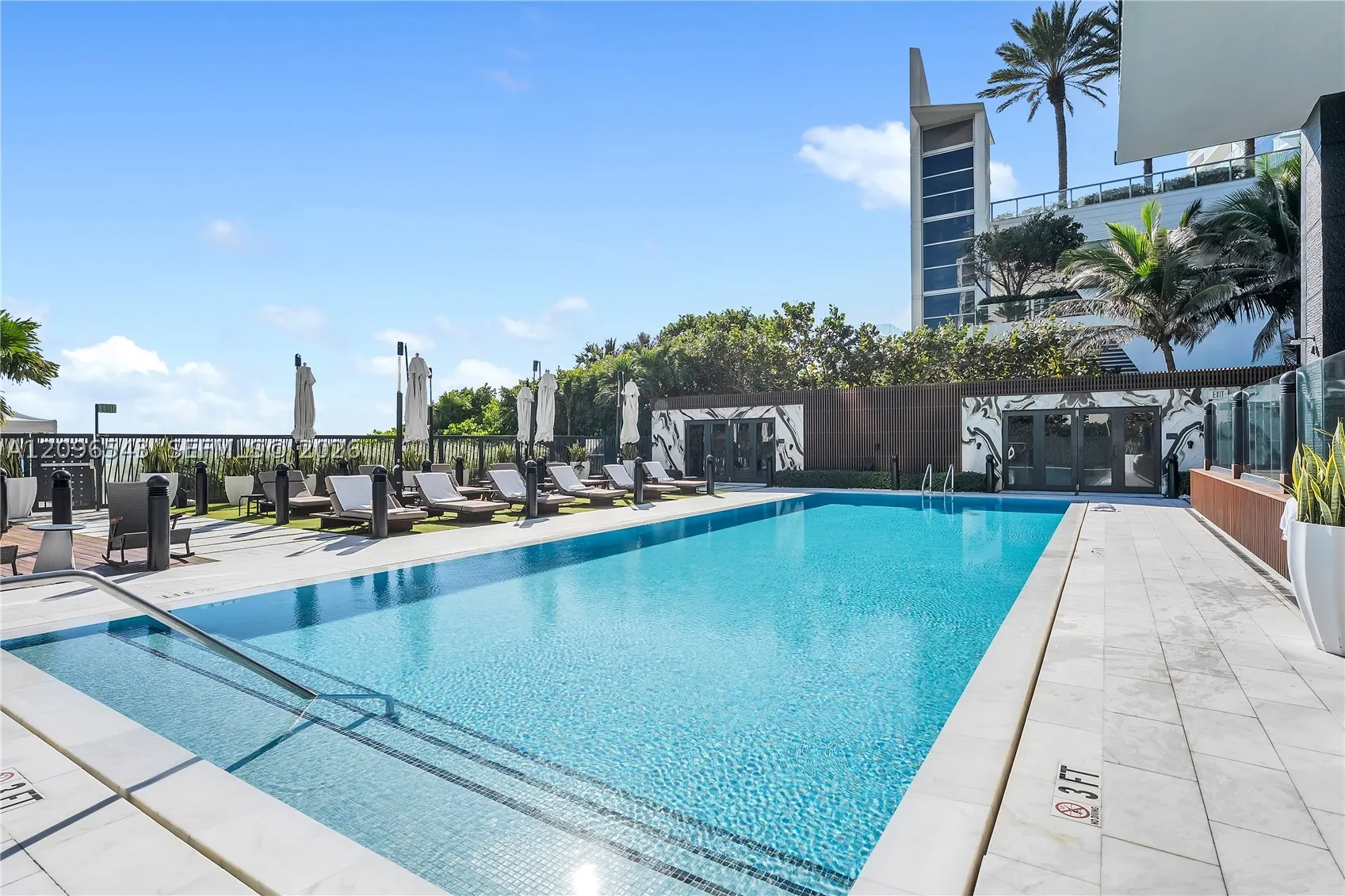 17141 Collins Ave #4202
