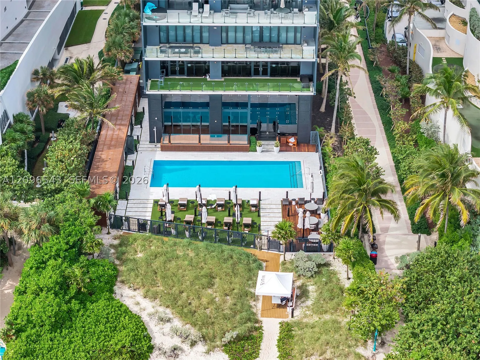 17141 Collins Ave #4202