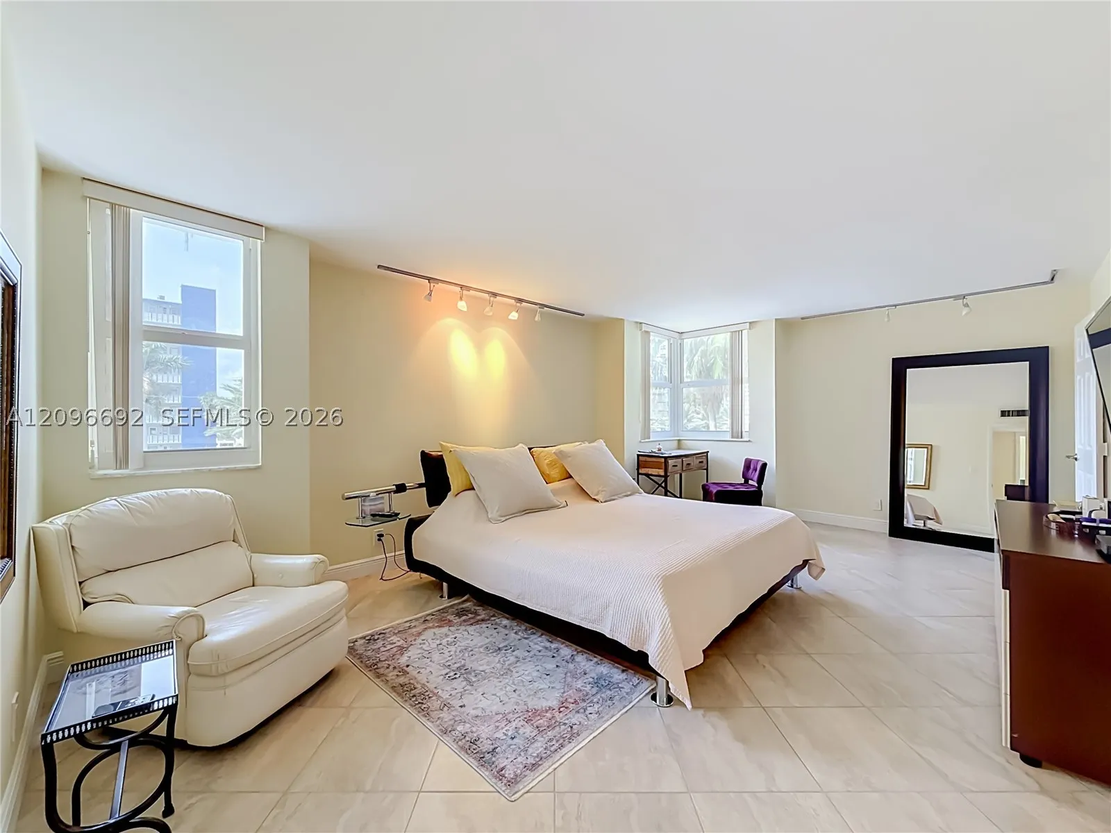 1880 S Ocean Dr #304