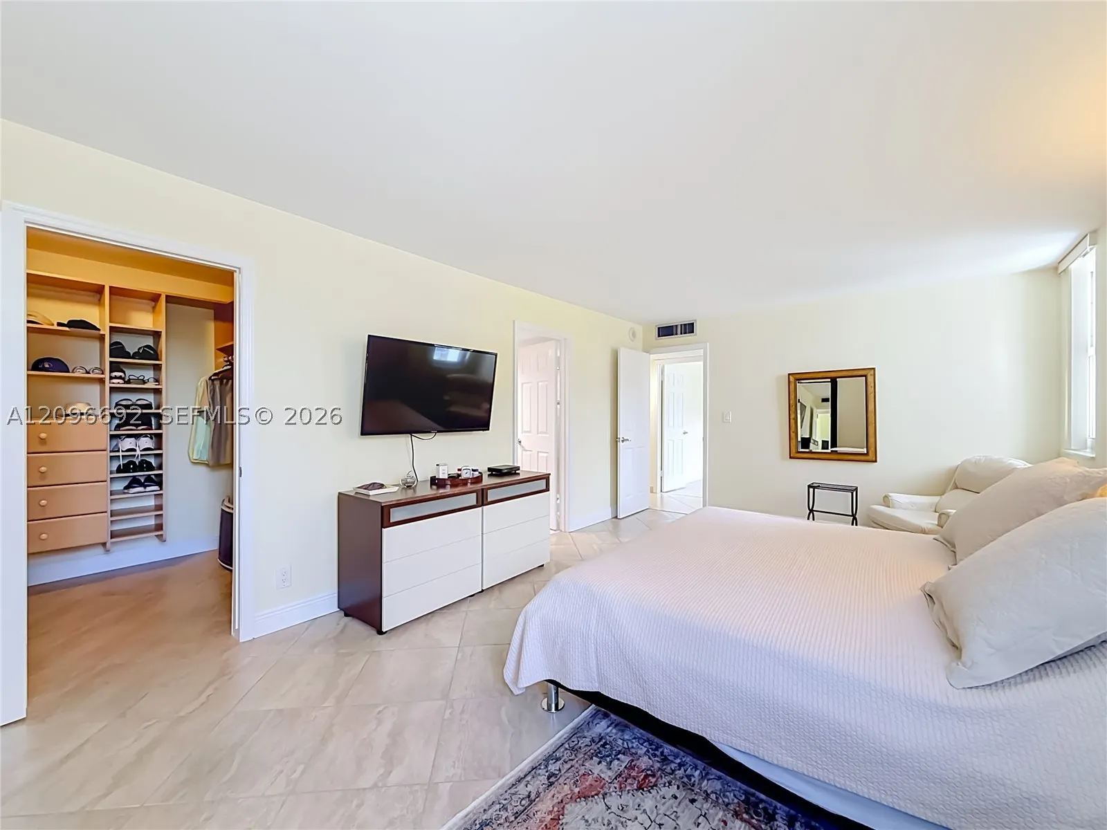 1880 S Ocean Dr #304