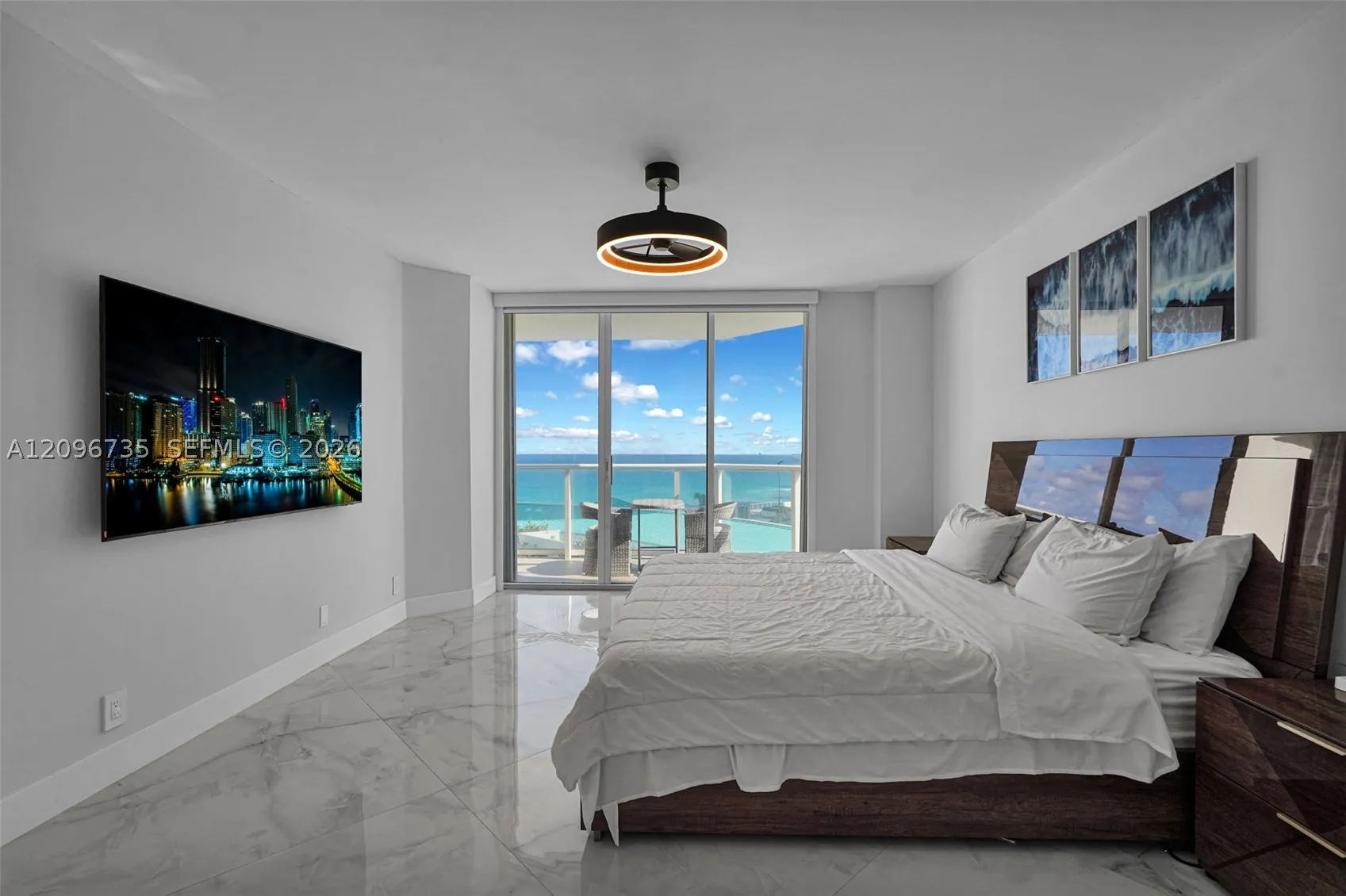 16485 Collins Ave #738
