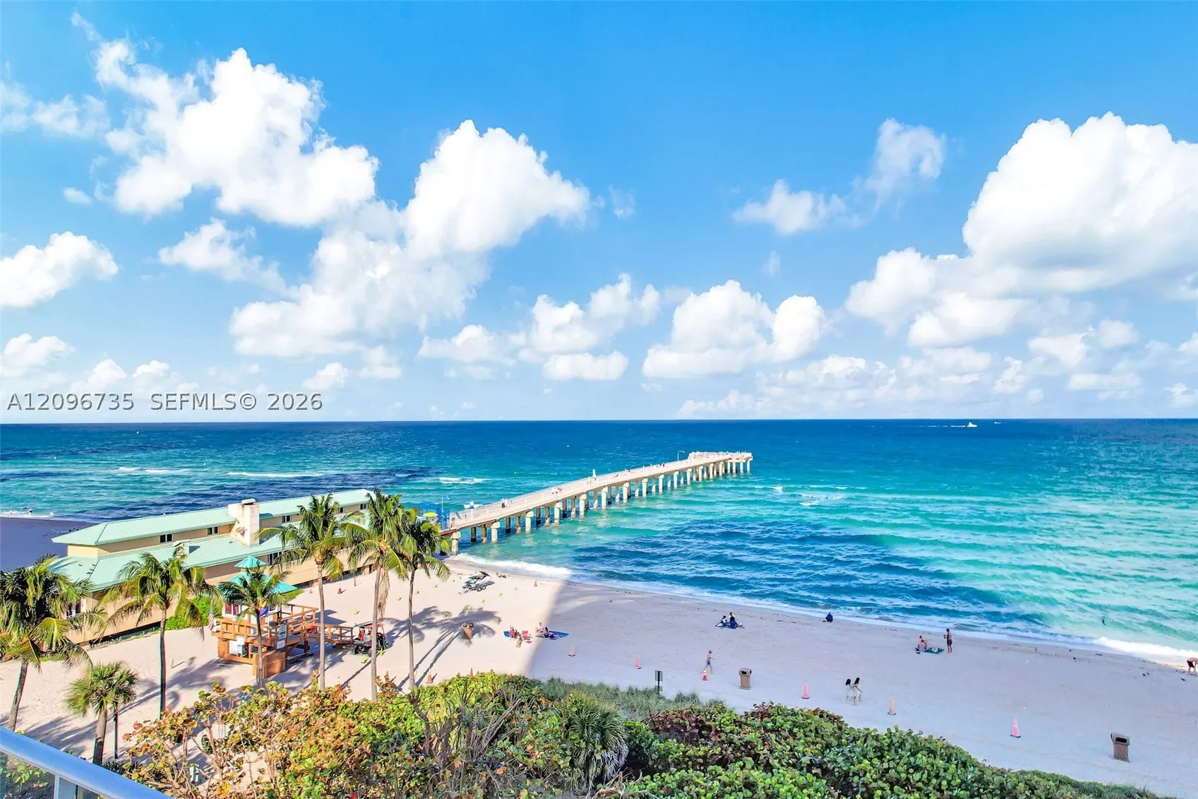 16485 Collins Ave #738