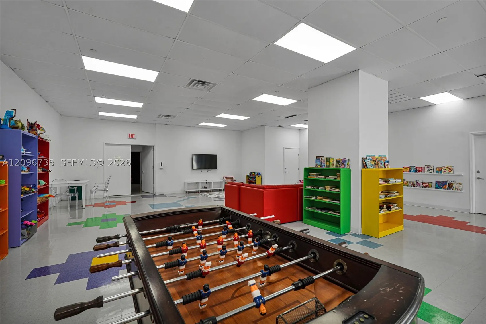 16485 Collins Ave #738