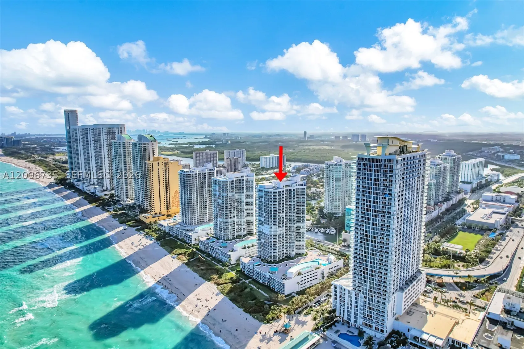 16485 Collins Ave #738