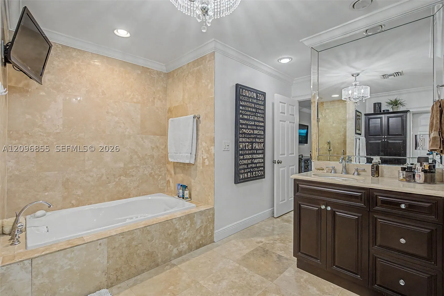 16100 SW 81st Ave
