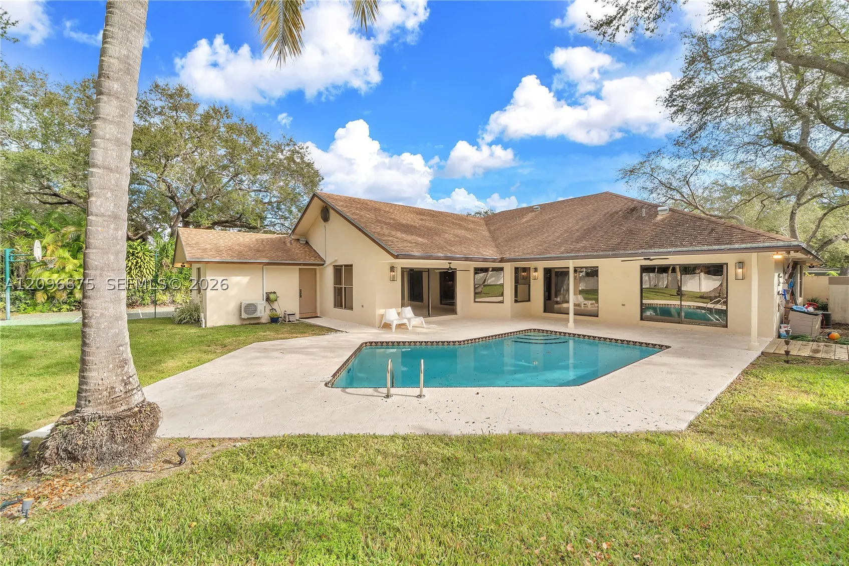 10330 SW 58th Ct