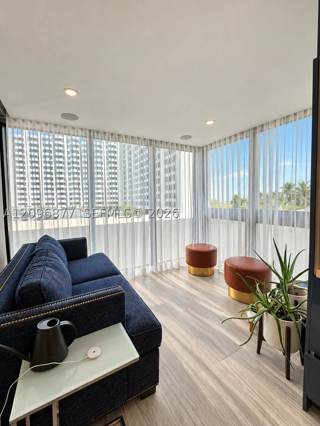2655 Collins Ave #503