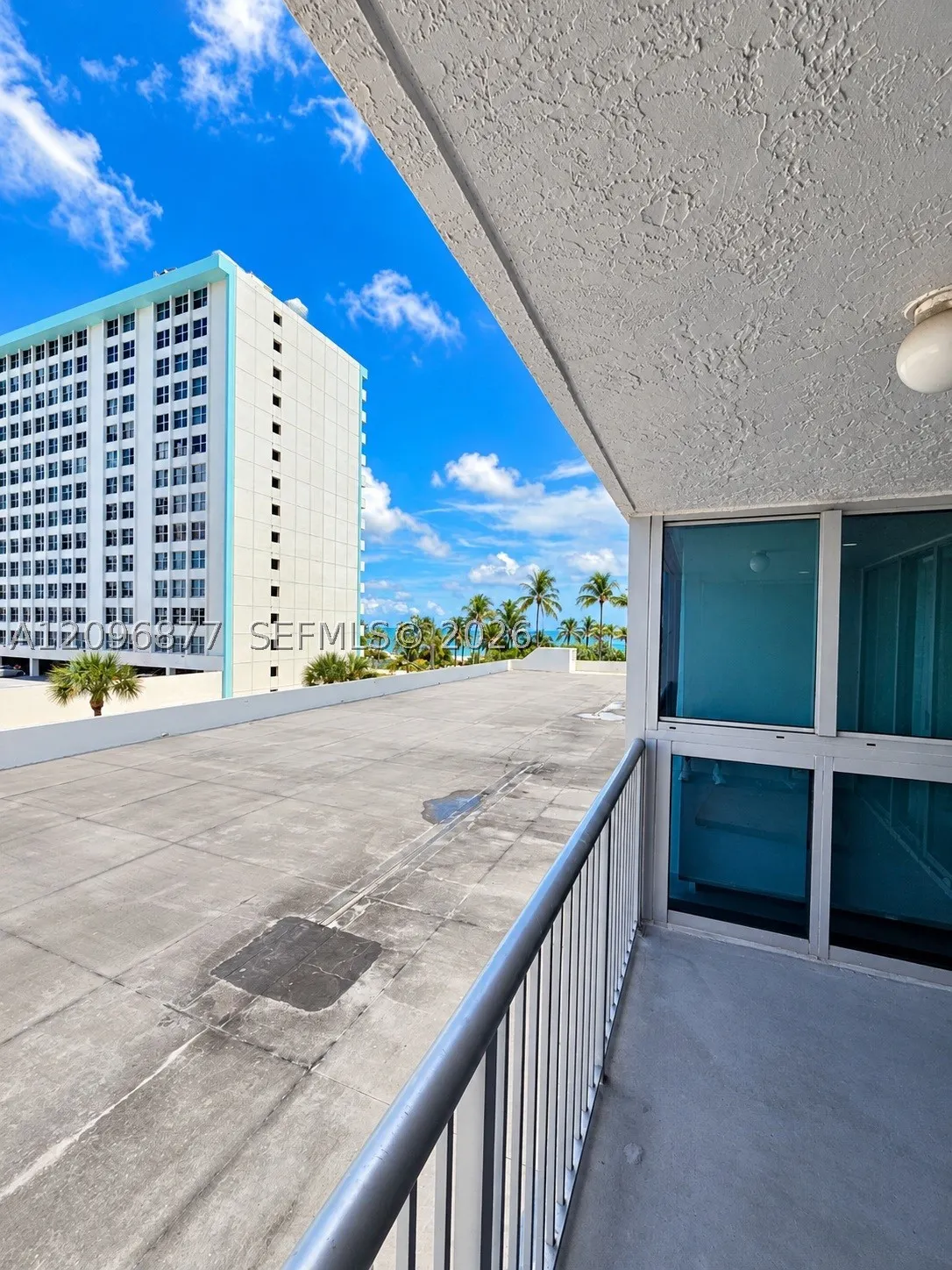 2655 Collins Ave #503