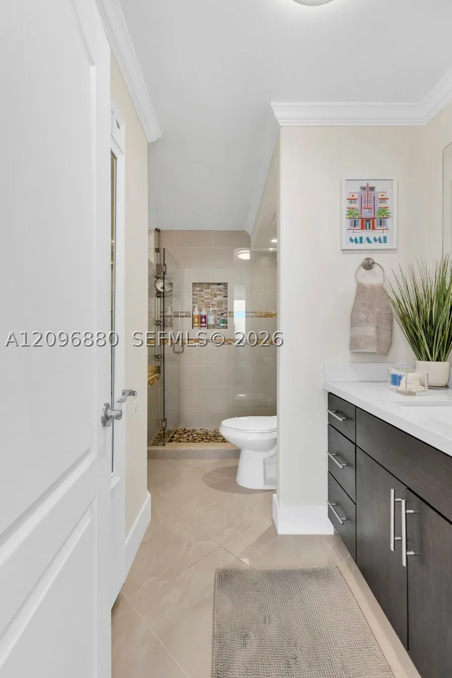 7135 Collins Ave #1126