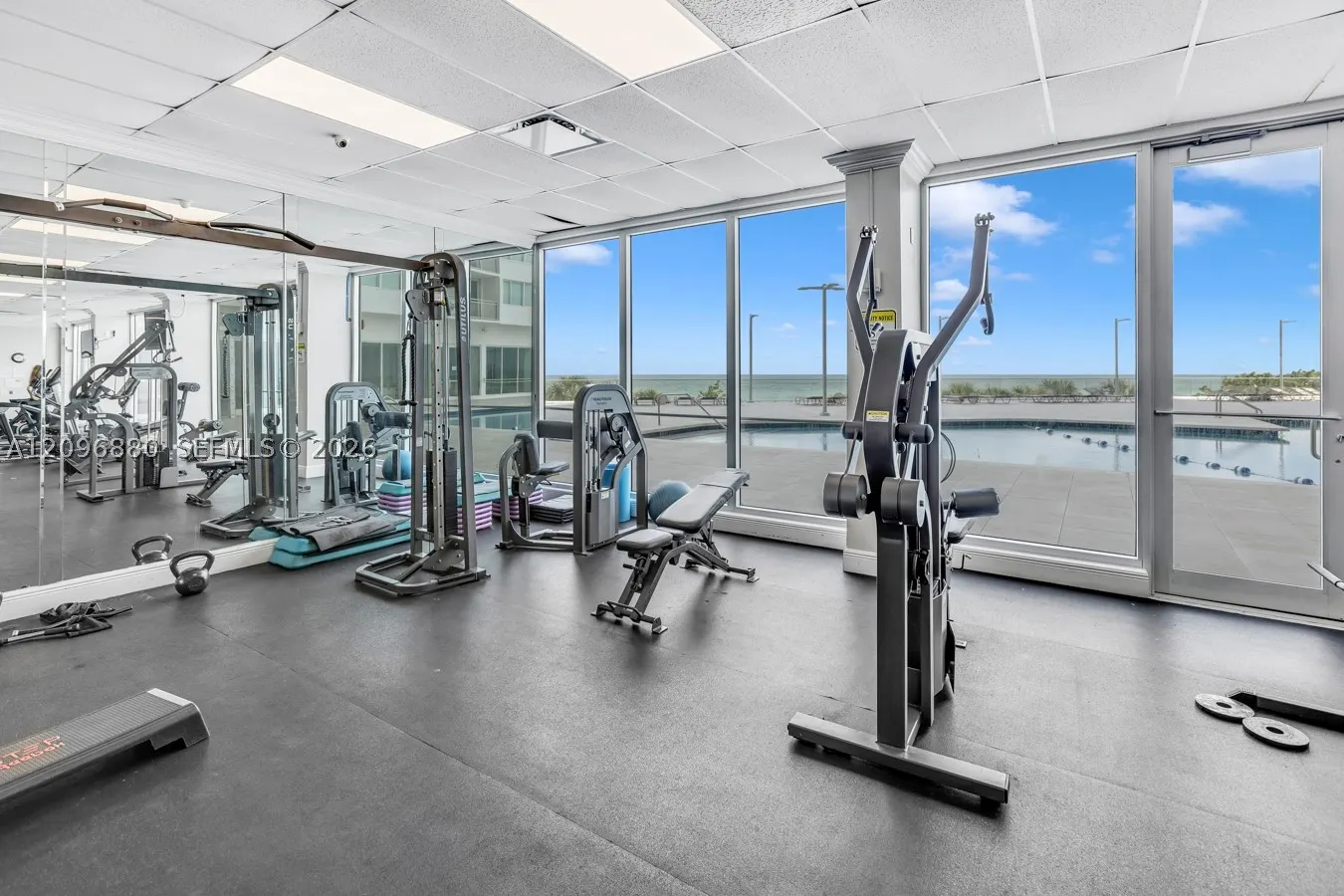 7135 Collins Ave #1126