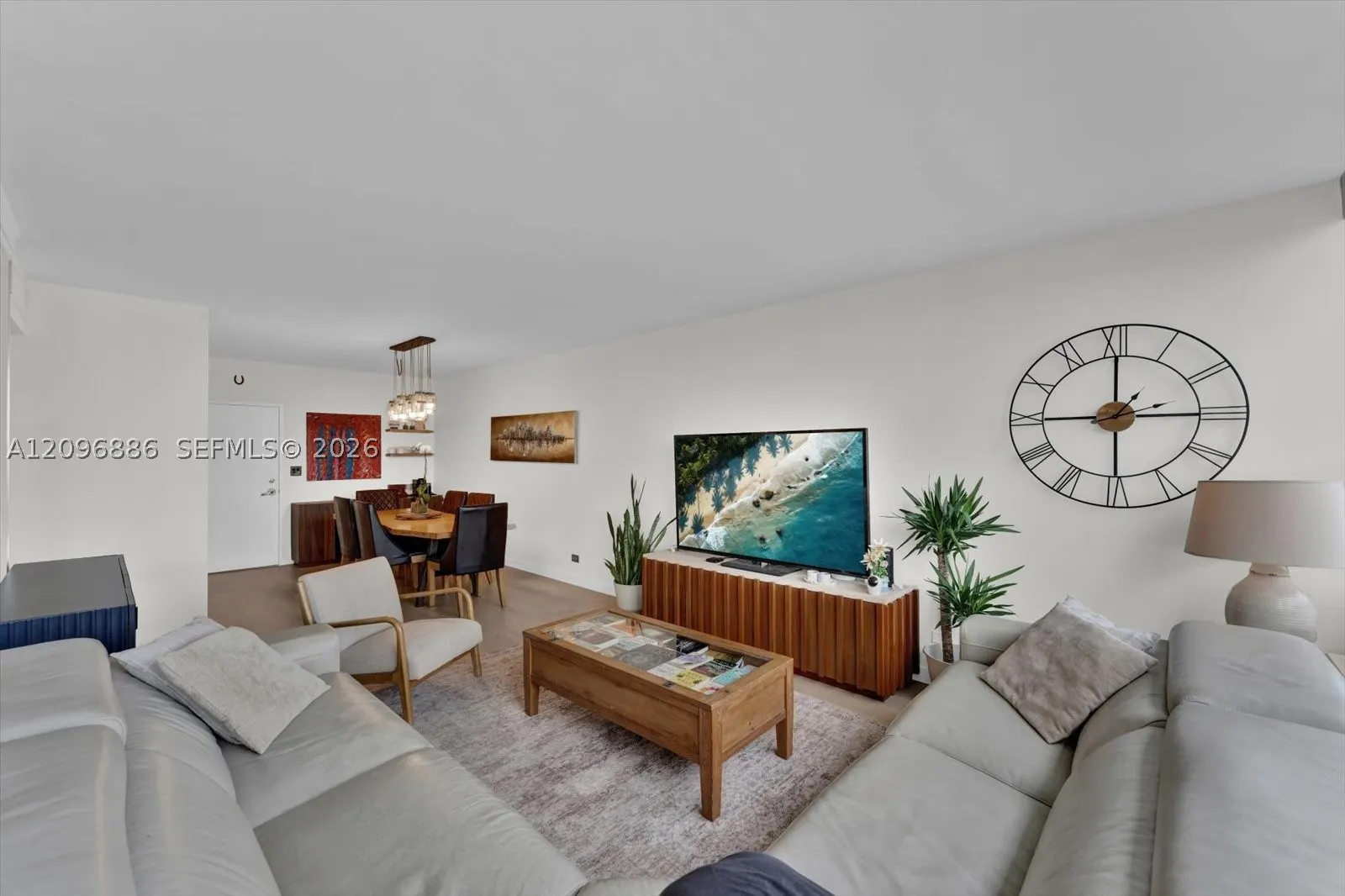 7441 Wayne Ave #14B