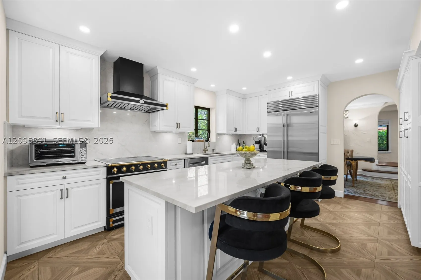 1140 Asturia Ave