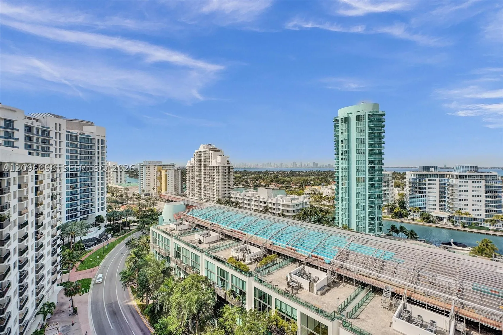 6039 Collins Ave #1736