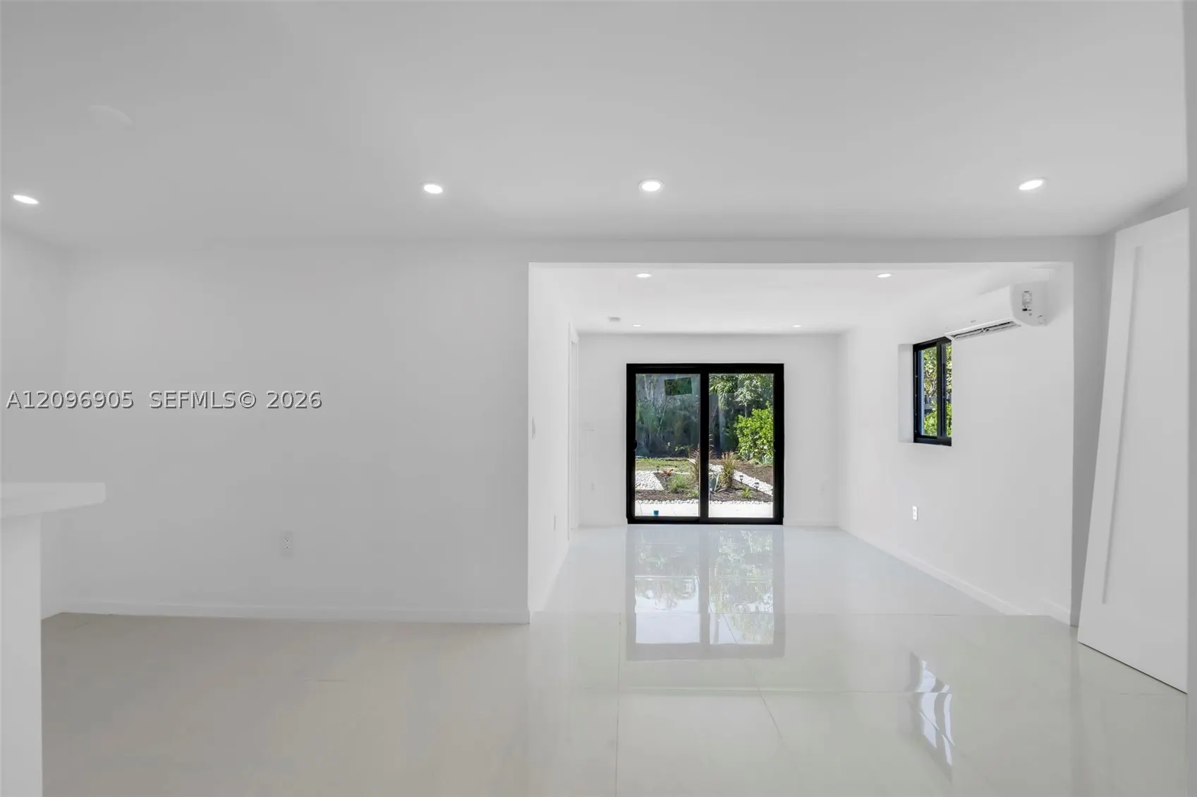 1339 NE 15th Ave