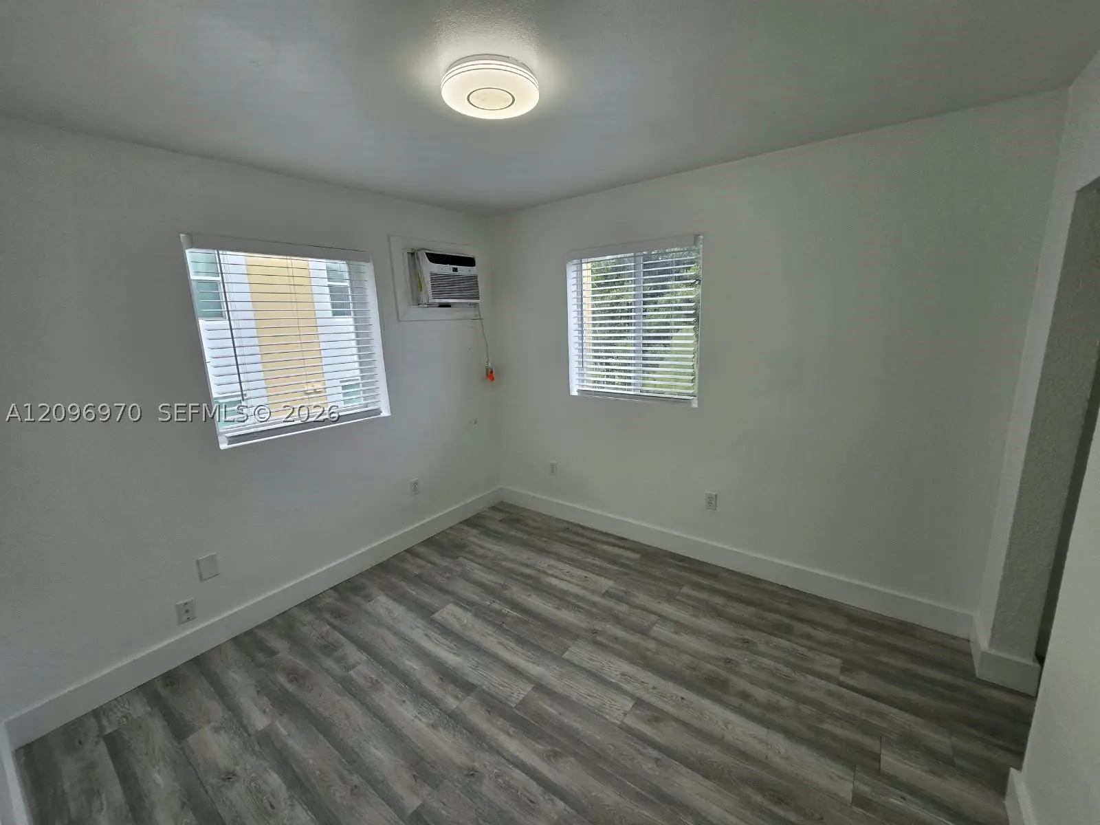 535 NW 7th St #12