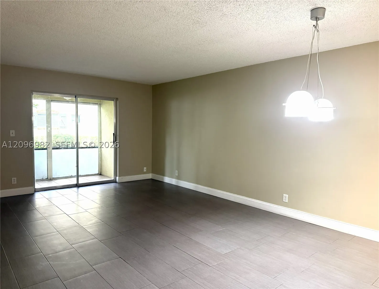 257 S Cypress Rd #416