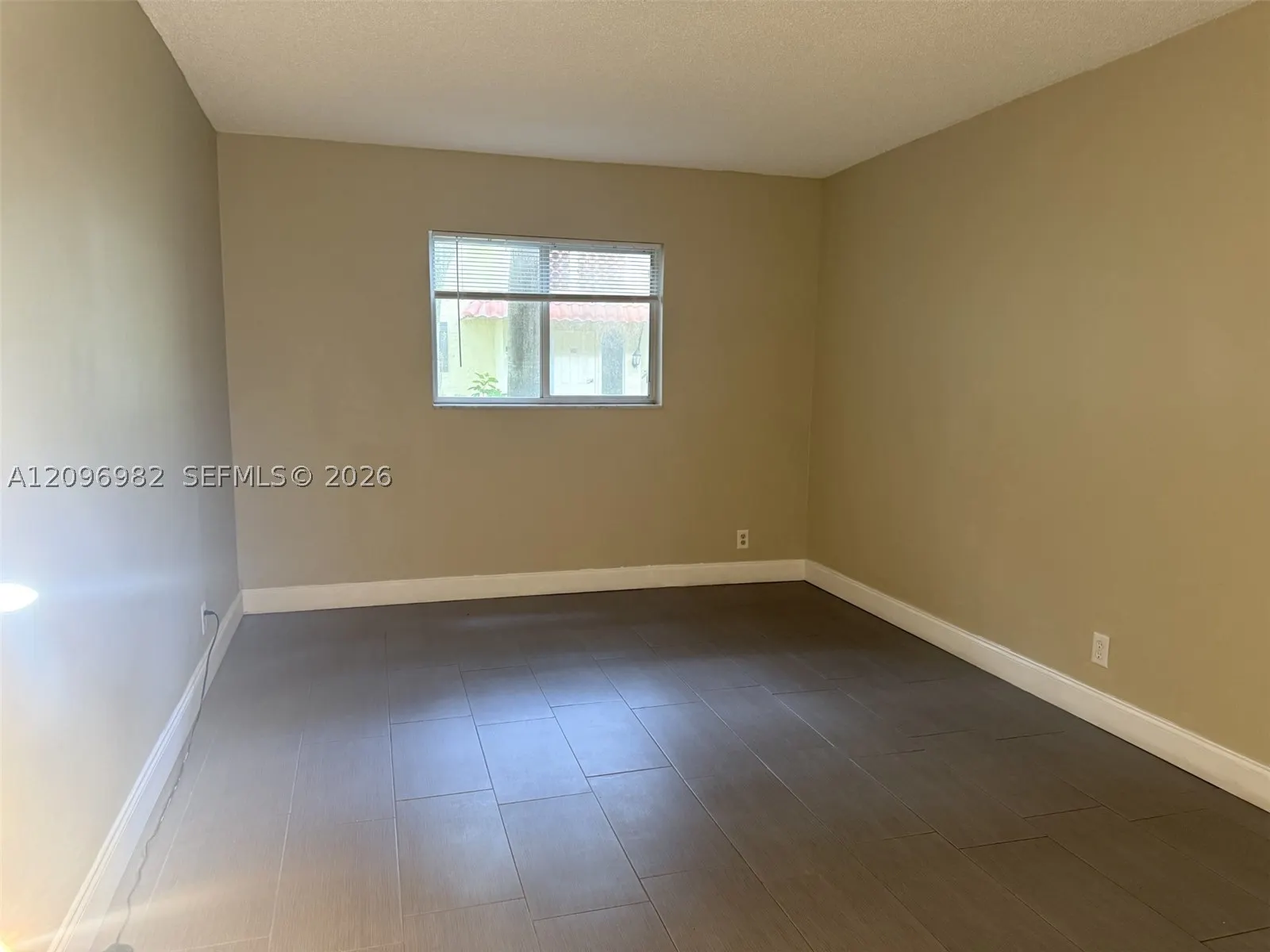 257 S Cypress Rd #416