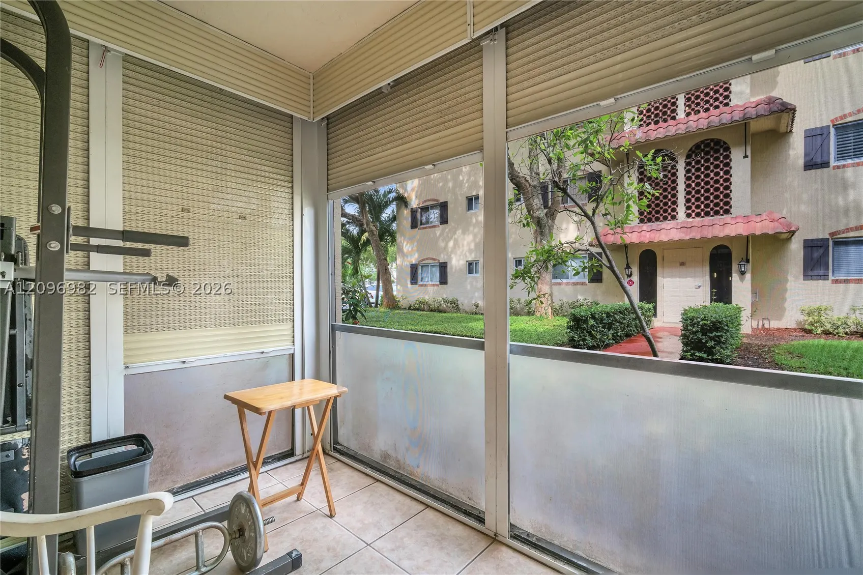 257 S Cypress Rd #416