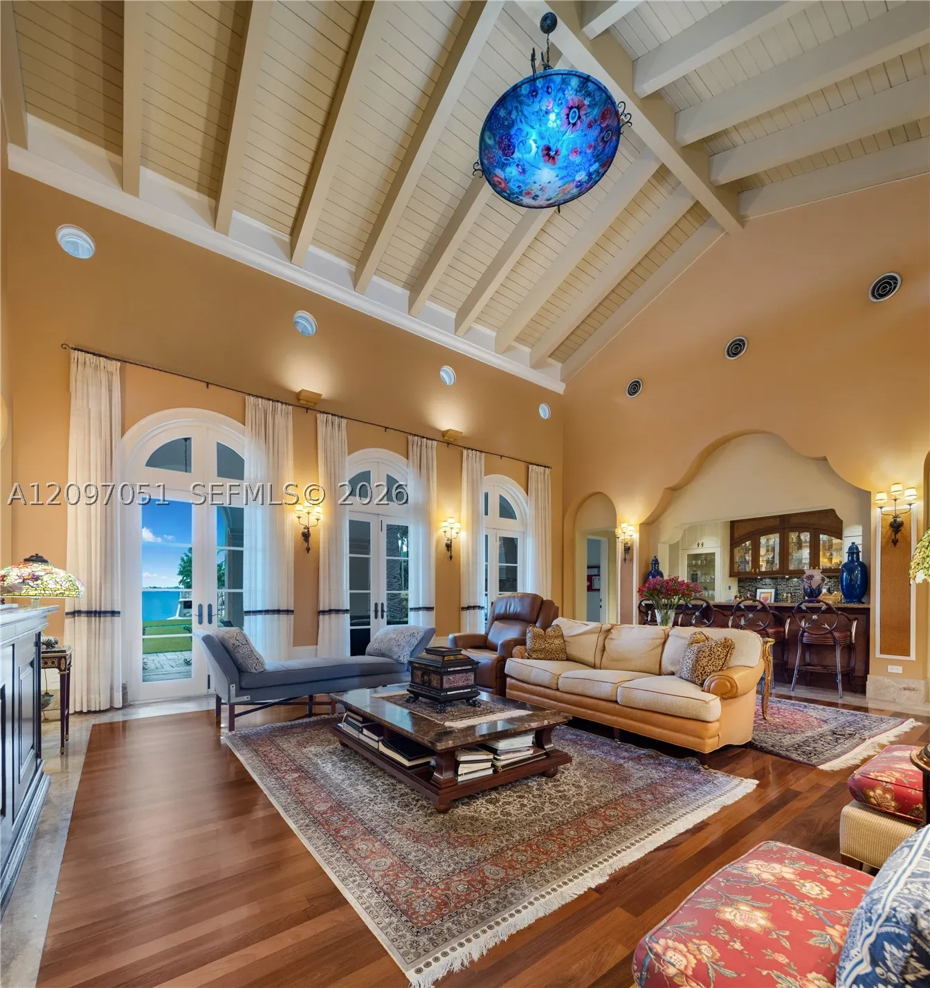8901 Arvida Ln
