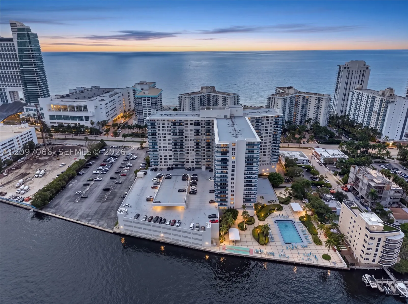 3800 S Ocean Dr #414