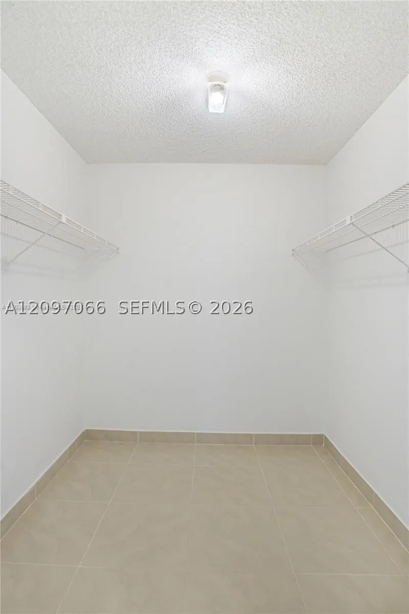 3800 S Ocean Dr #414