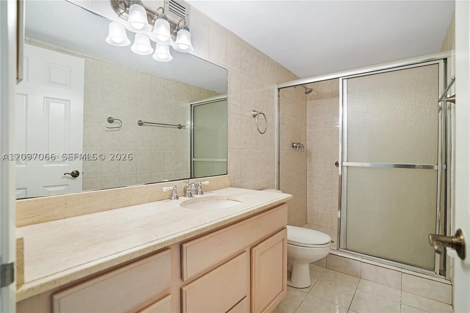 3800 S Ocean Dr #414
