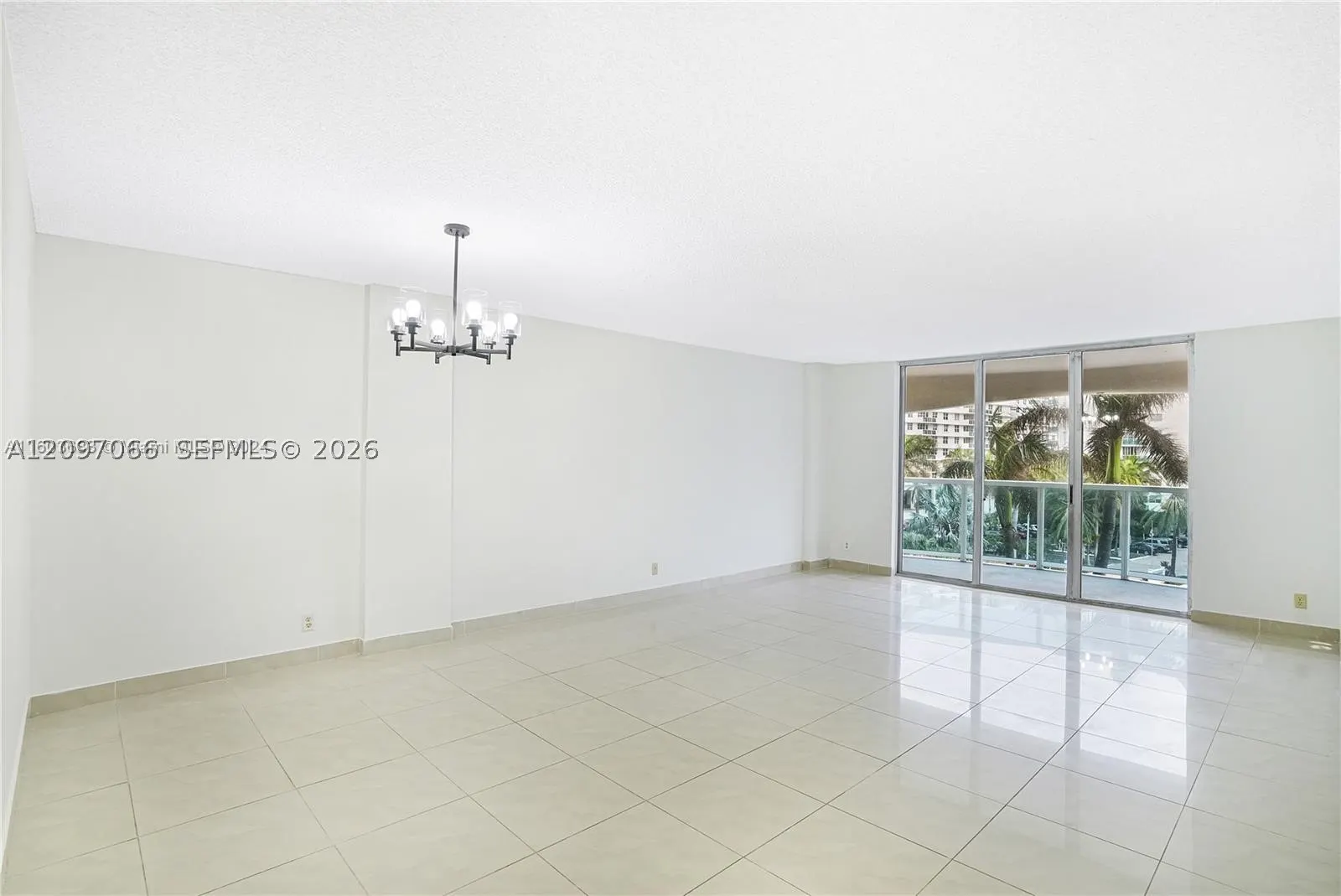 3800 S Ocean Dr #414