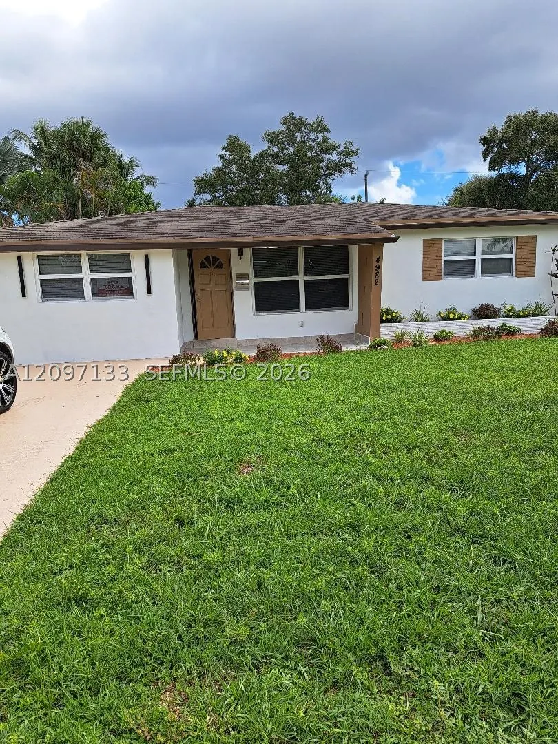 4982 SW 29th Ter